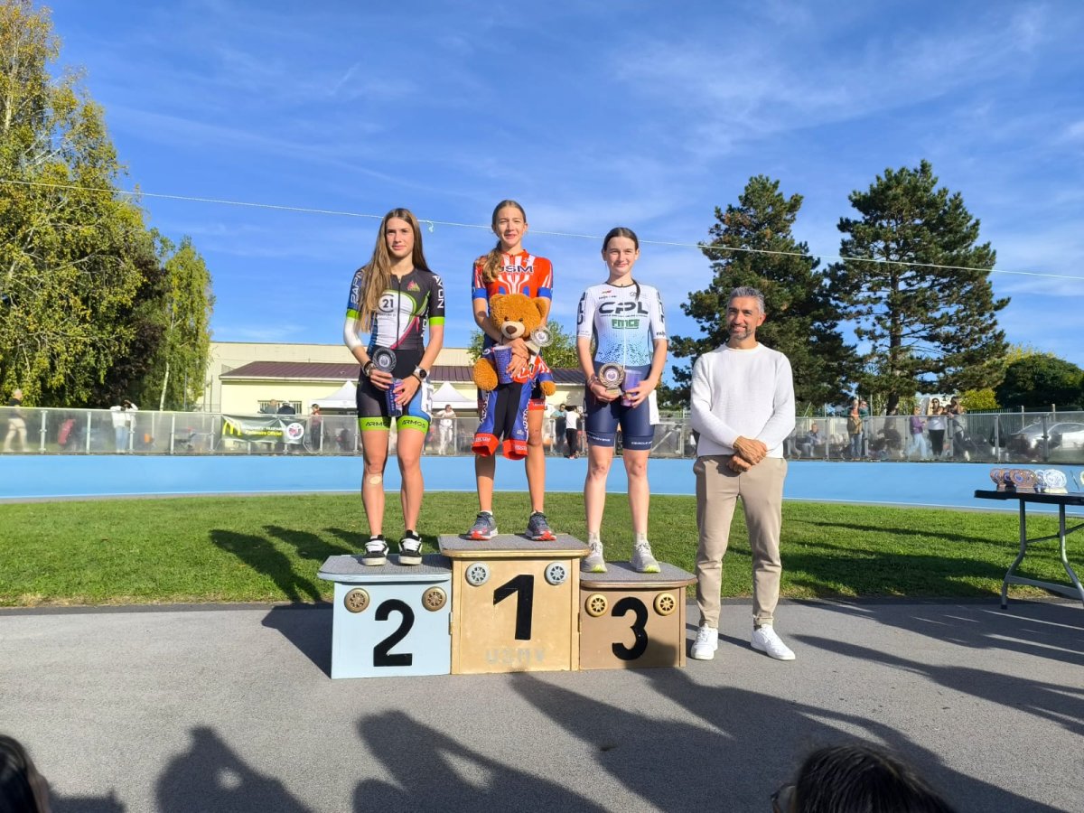 PODIUM JF