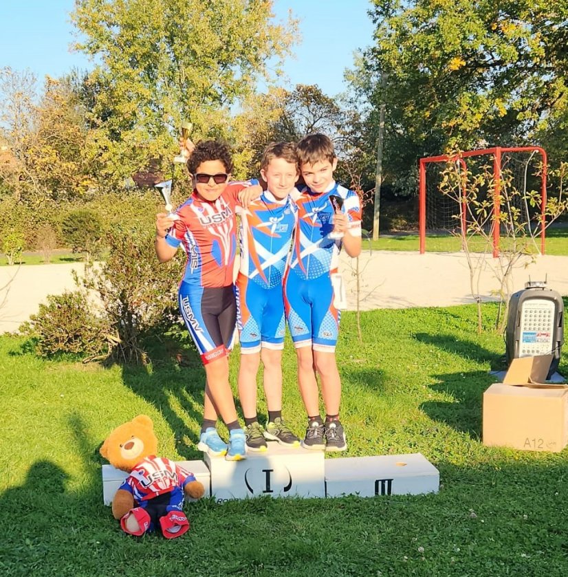 podium BG
