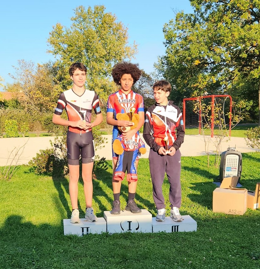 podium CG