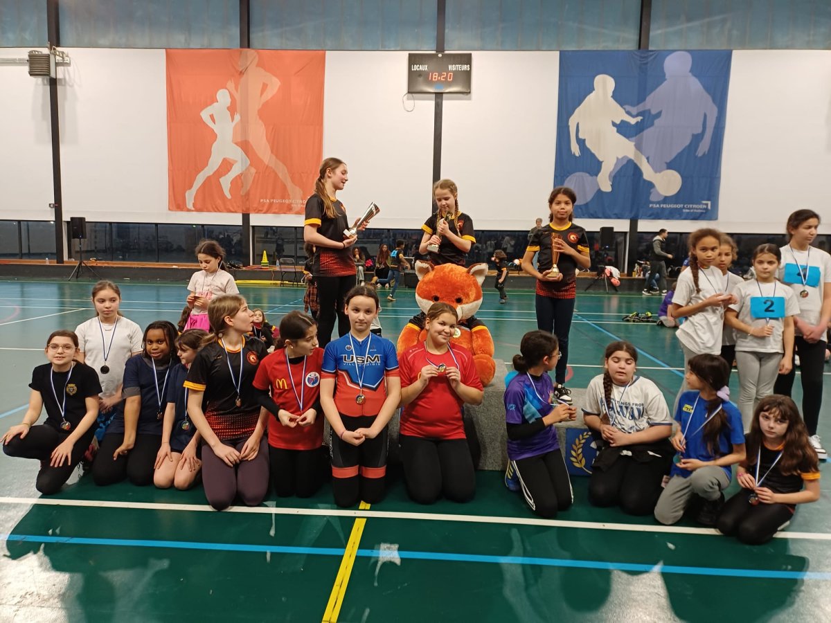 podium Benjamine F