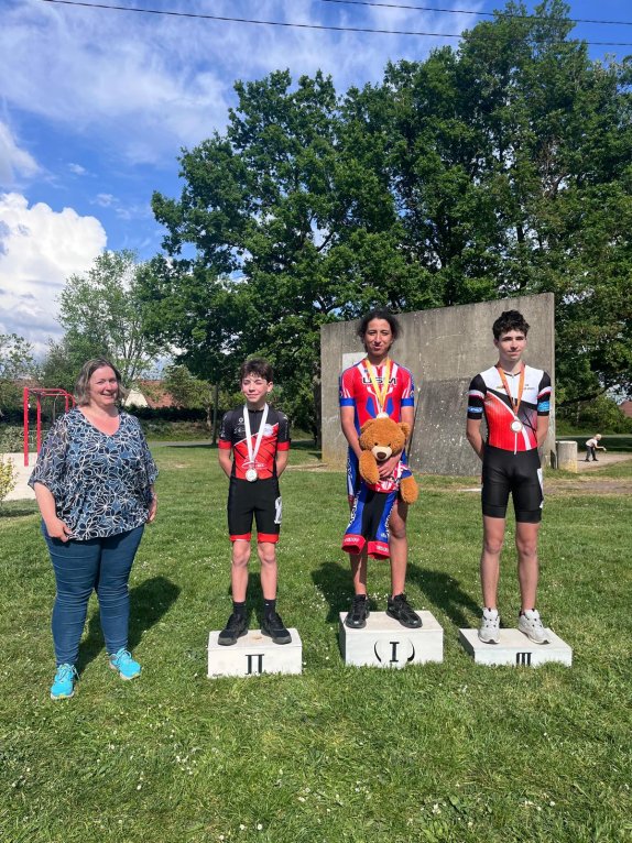 podium F _Eyoub