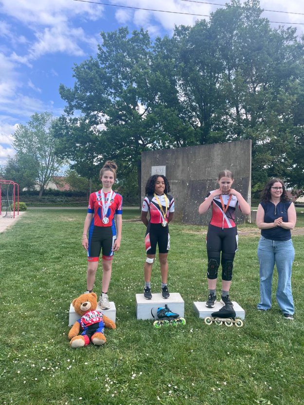 Podium V_Chloe