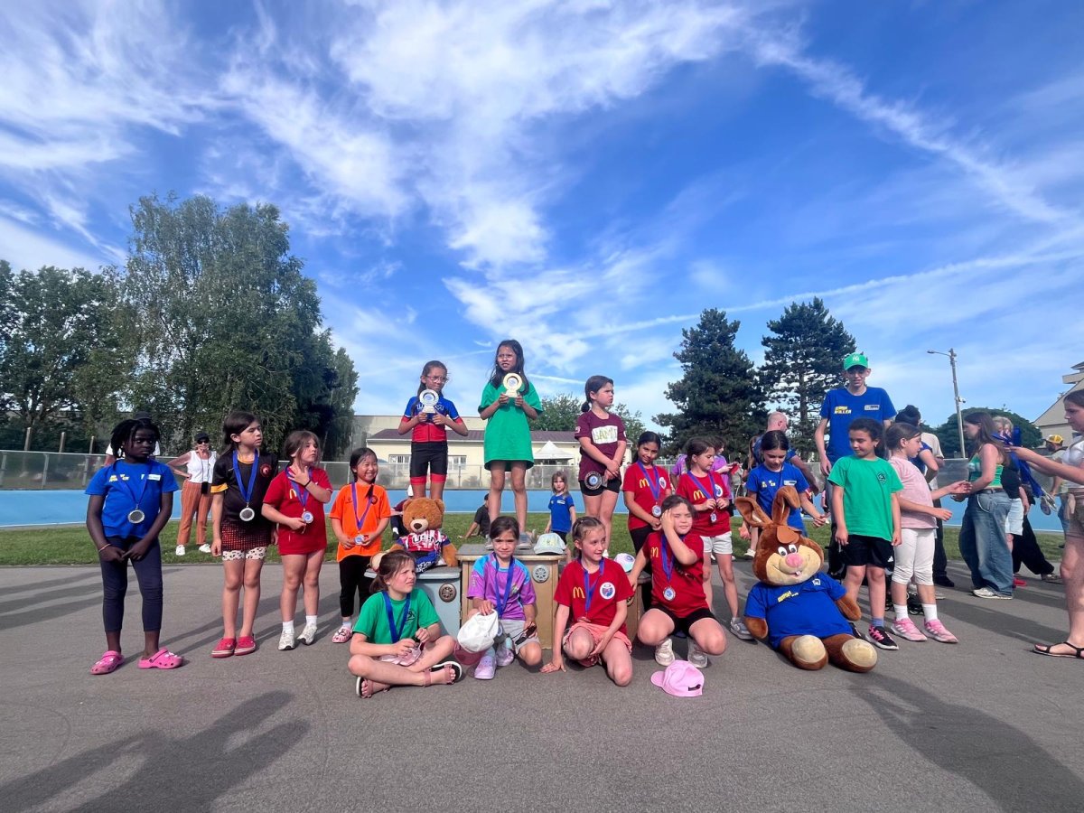podium Mini filles