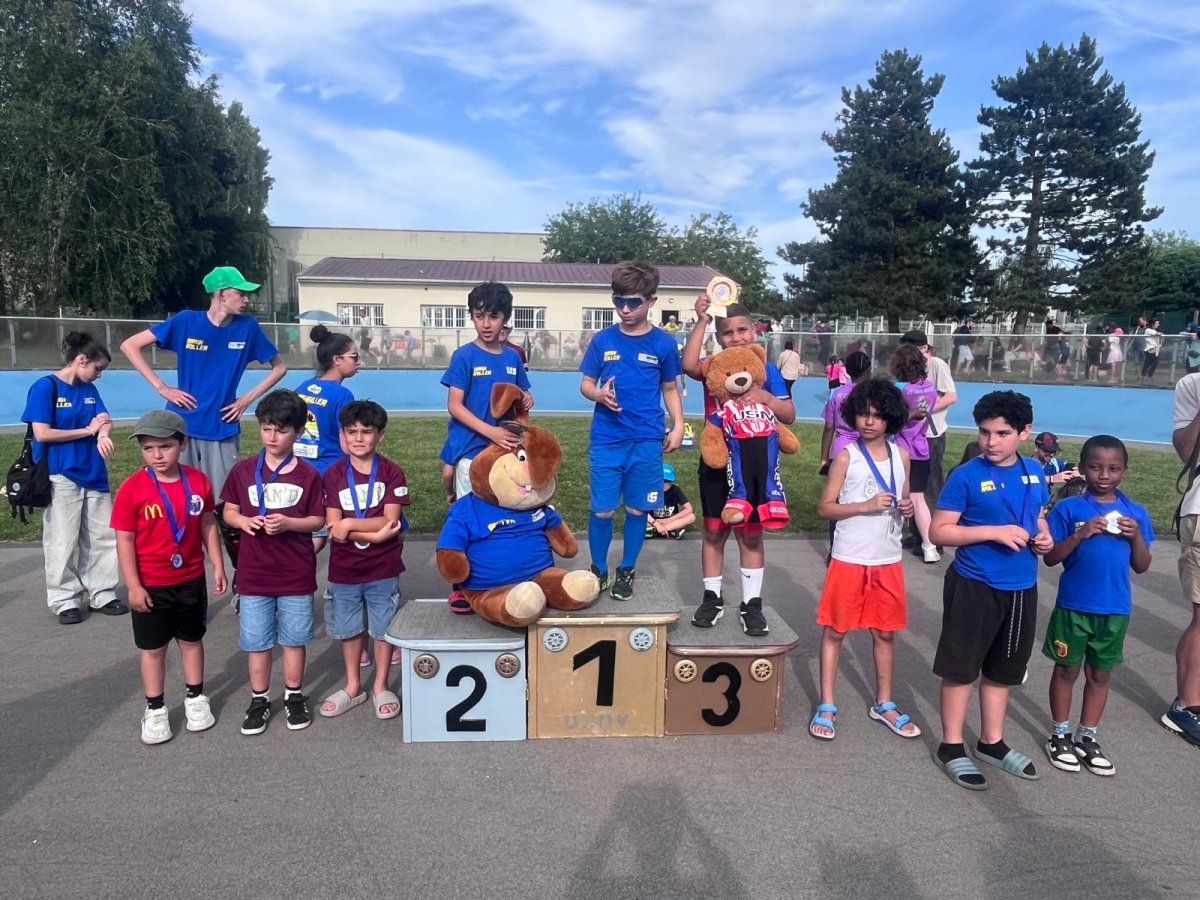Podium Poussins G