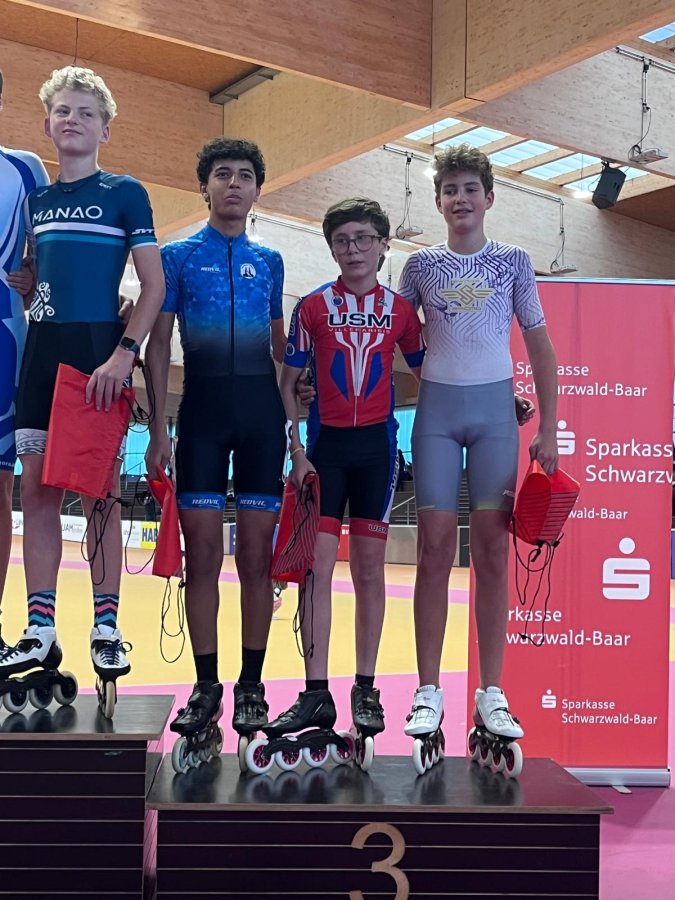 Podium Kays_ relais
