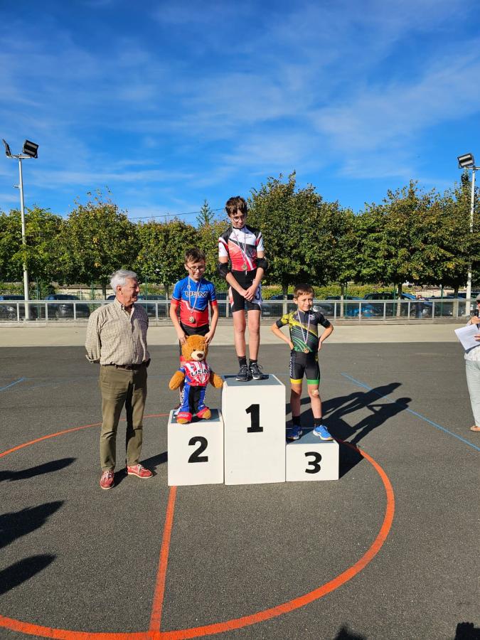 podium BG